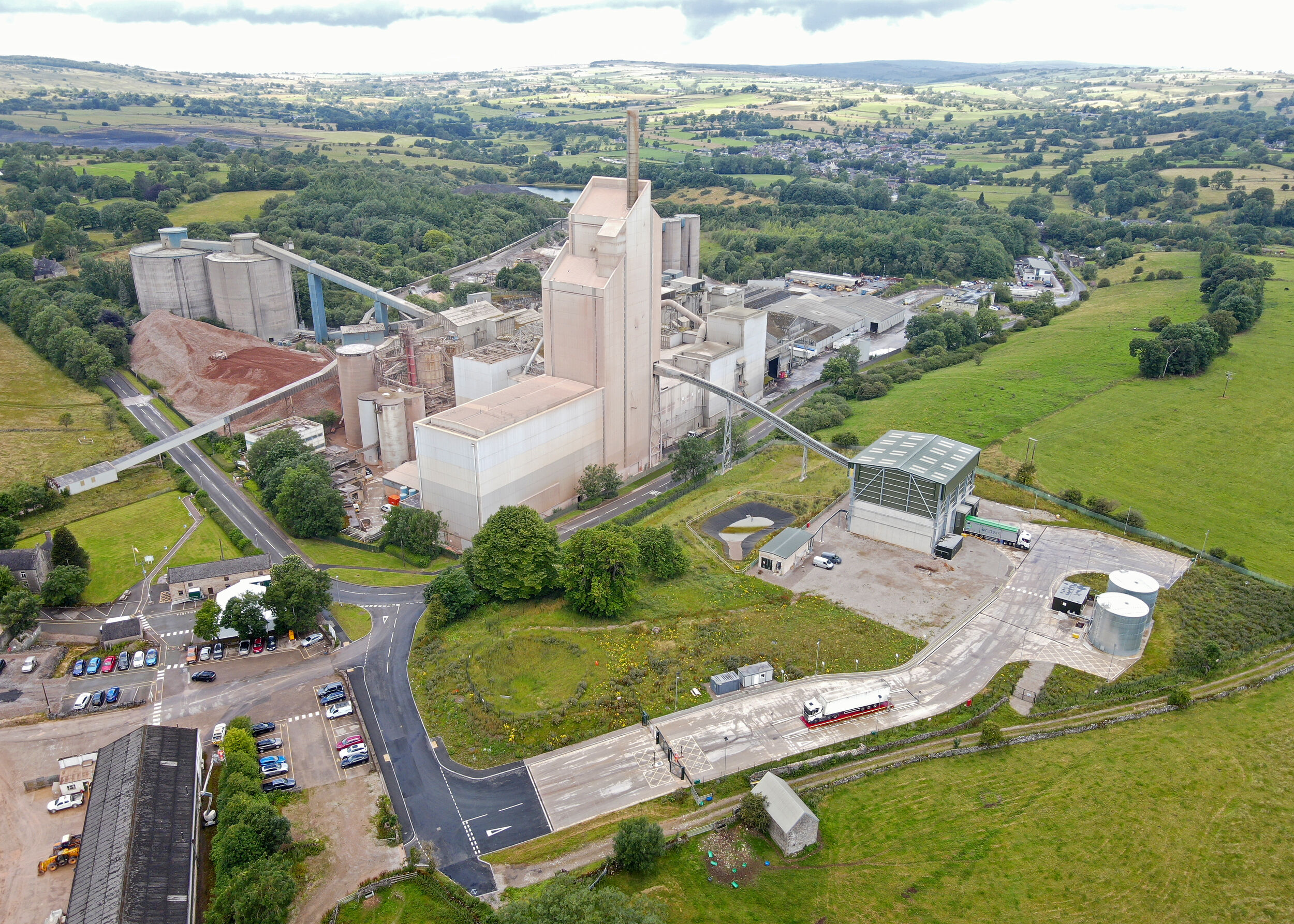New filter system to reduce emissions at Cement Plant